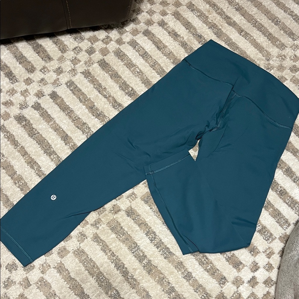 Lululemon 23" women's leggings wunder train leggings